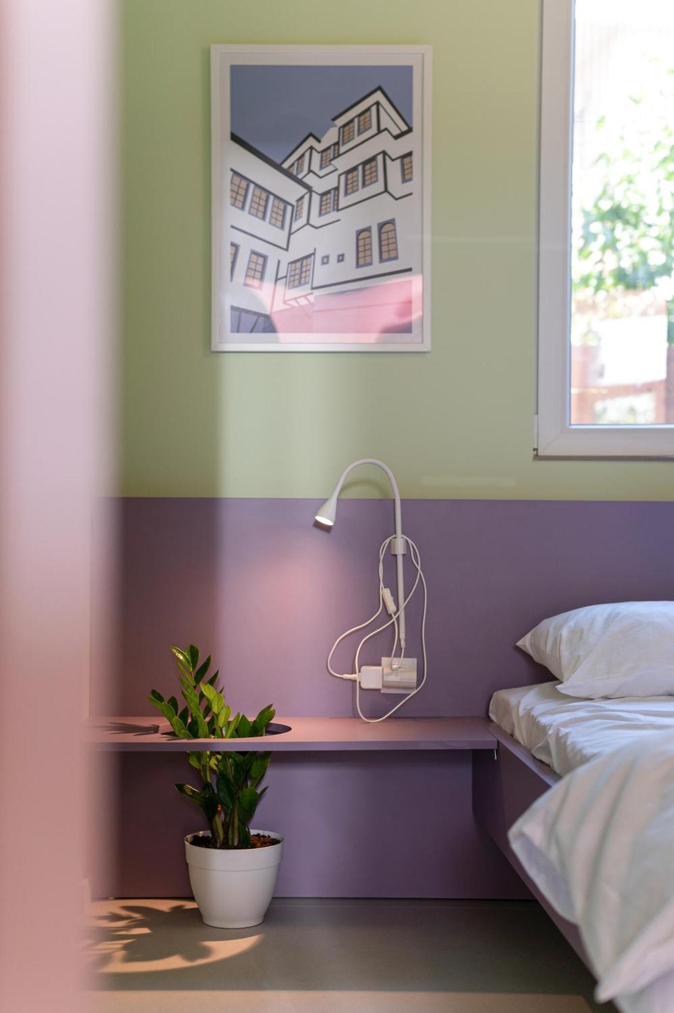 Iris Agata Hostel Ohrid Exterior photo